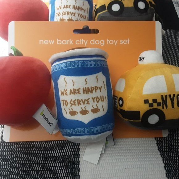 Pearhead Pet Toys, Squeaky Dog Toy Set,  Must Have Dog Accessory - Picture 6 of 6